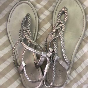 NY&C sandals